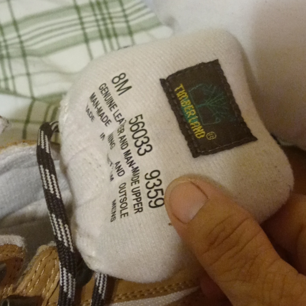 Boots - Picture 3 of 4